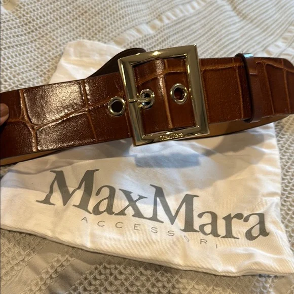 Vintage MaxMara Crocodile Skin Belt Max Mara, Croc stamped leather belt - Unique Designer Pieces main image 4